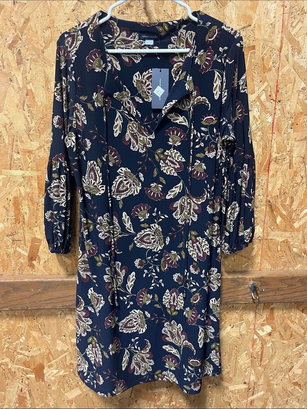 Tommy Hilfiger Navy Floral V-Neck Long Sleeve Shift Dress